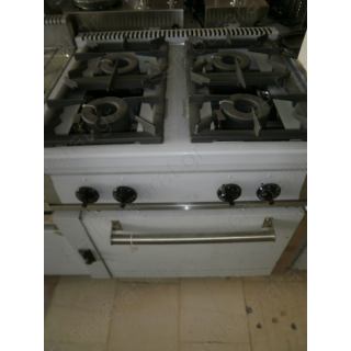 Επαγγελματική κουζίνα αερίου 204 STVE